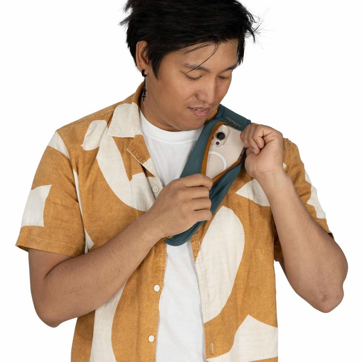 Osprey Skulderbag Daylite Sling, iris pink