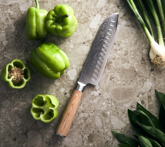 Hovedbilde Hattasan Damascus Santokukniv